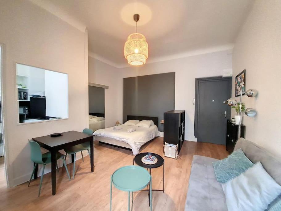Magnifique Appartement - Hotel Du Parc - Vichy Extérieur photo